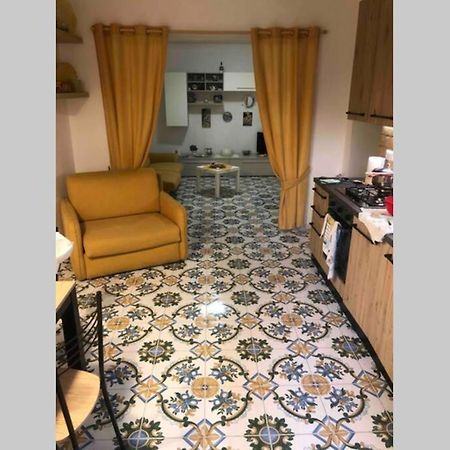 프로치다 Affittasi Casa Giuseppe 아파트 외부 사진
